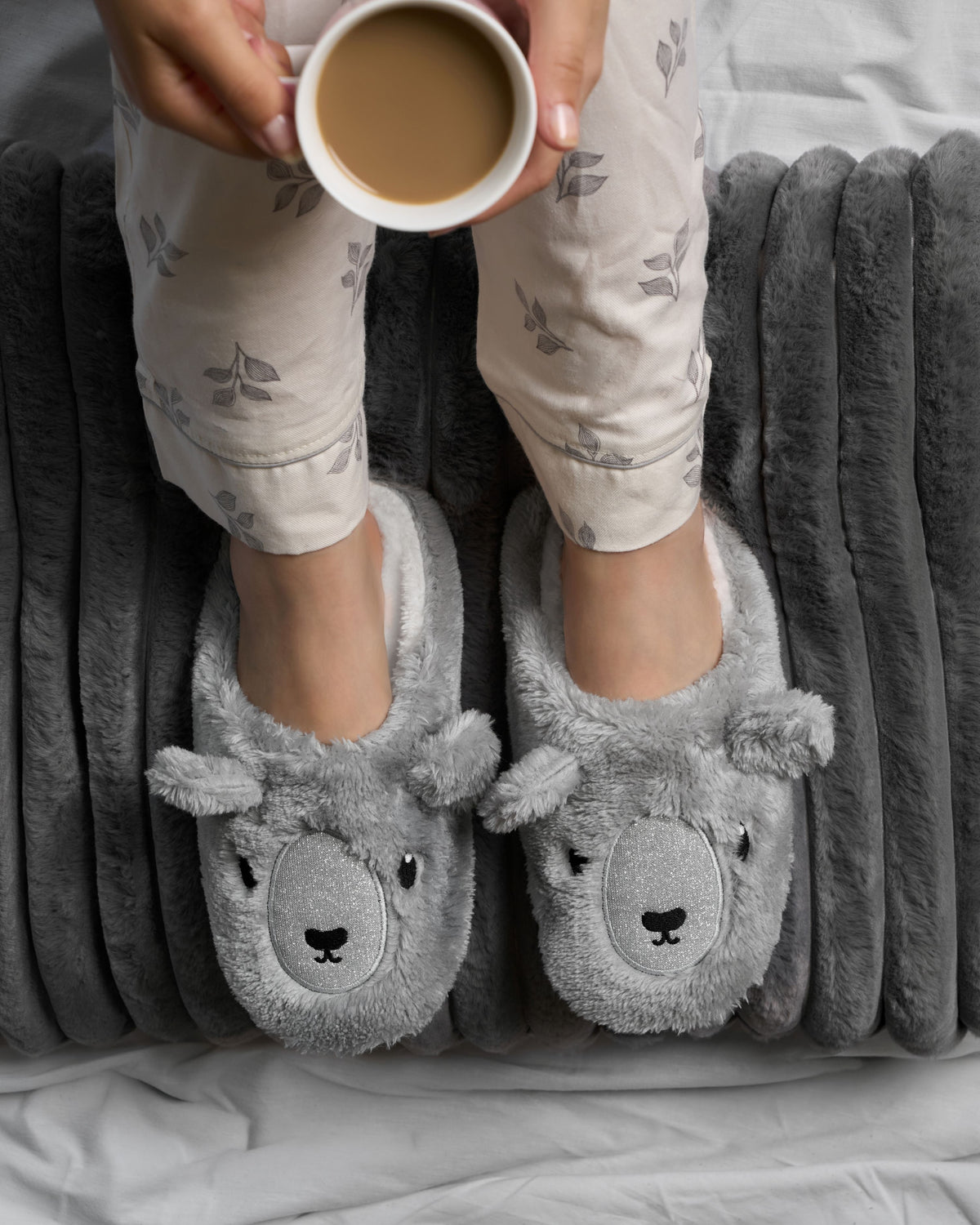 Ladies Slipper Grey Fluffy
